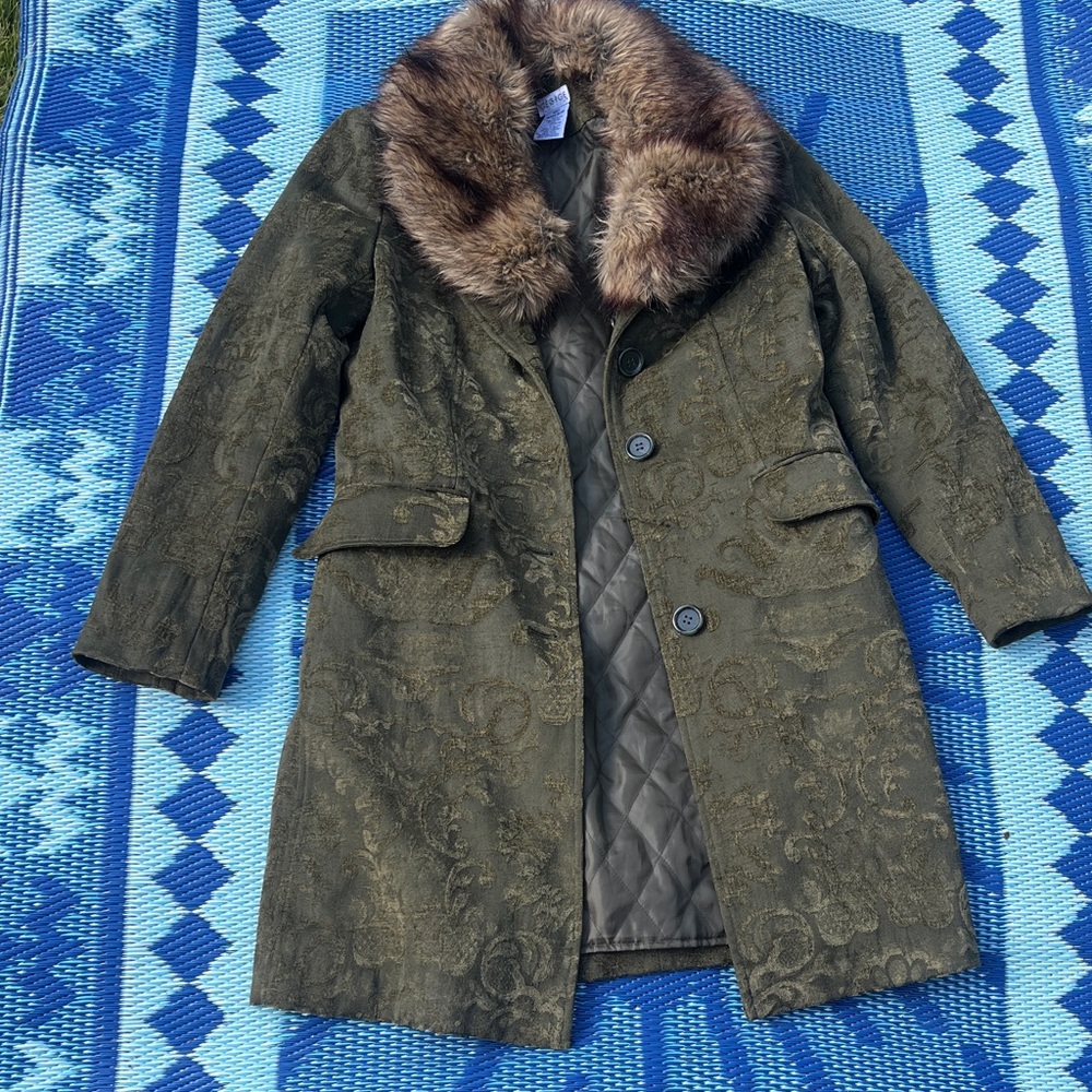 Boho Olive Green Coat with Faux Fur Collar